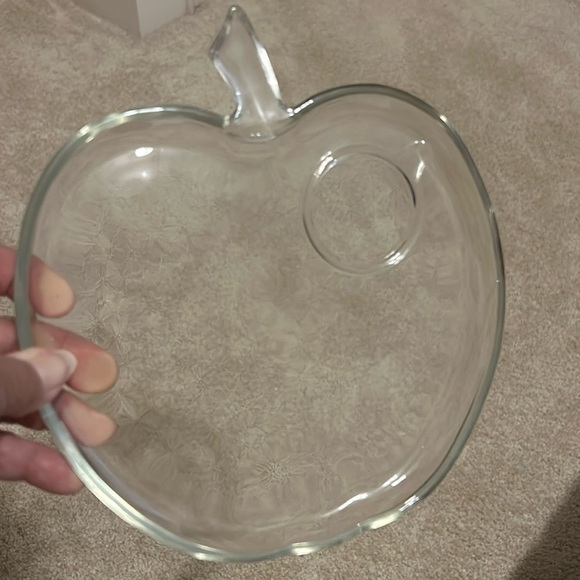 Apple Glass Snack Plates Set of 2 - Picture 1 of 3